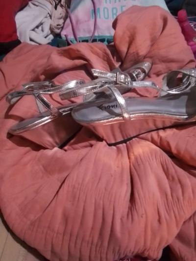 woman dress shoes with silver sparkle - Thumbnail 4