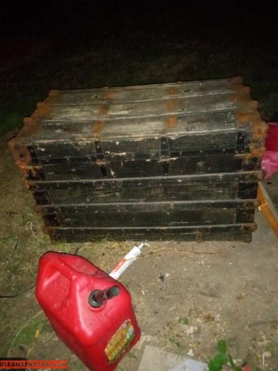 vintage Victorian trunk - Thumbnail 2