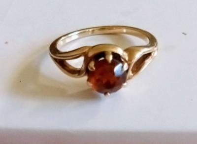Rare 10K Yellow Gold Almandine Garnet Ring - Thumbnail 5