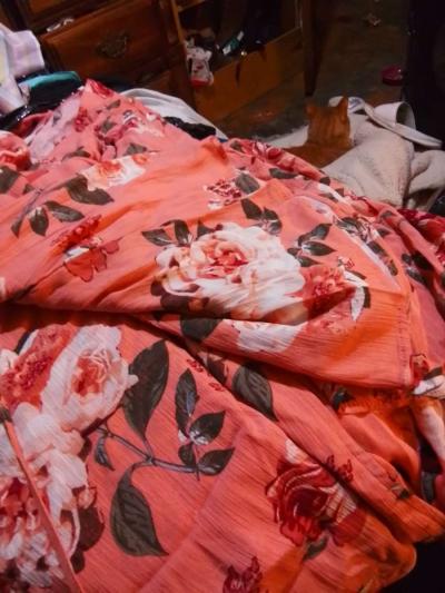 woman flower dress with bell bottom sleeve - Thumbnail 2