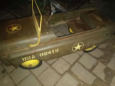 Vintage 1950s metal Military Jeep - Thumbnail 4