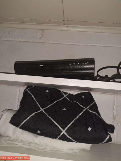 2 DVD Players - Thumbnail 2