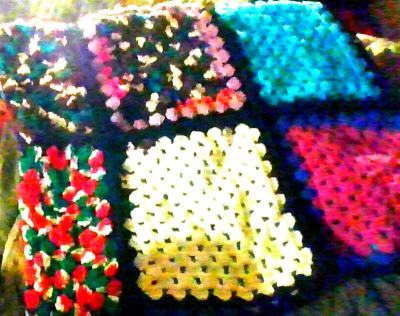 HOMEMADE CROCHETED THROW BLANKET - Thumbnail 3