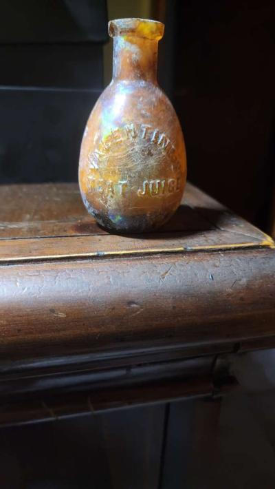 old bottles from late 1800s early 1900s - Thumbnail 4