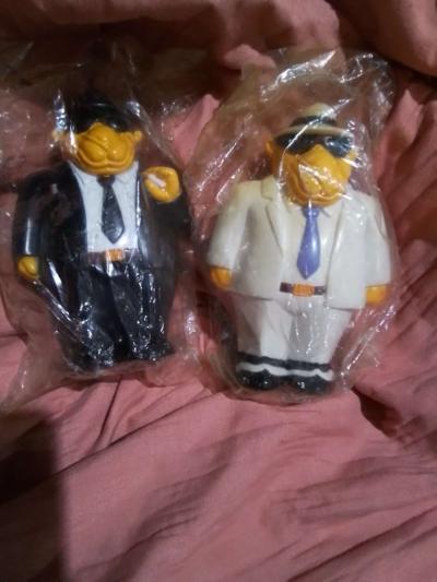 Joe camel salt pepper shaker - Thumbnail 2