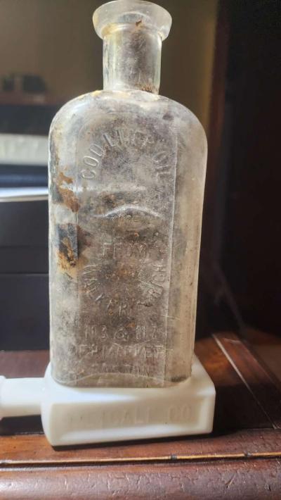 old bottles from late 1800s early 1900s - Thumbnail 5
