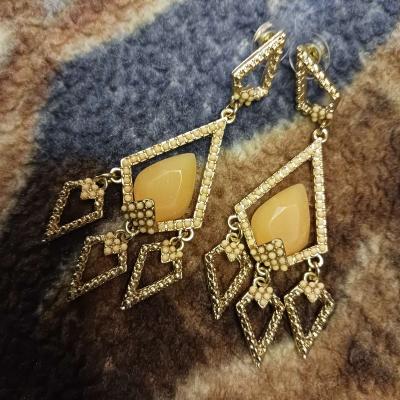 Geometric Post Pin Earring - Thumbnail 2