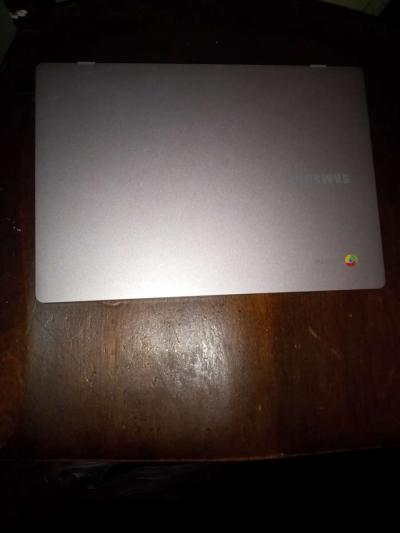 Samsung Chromebook laptop gray - Thumbnail 1
