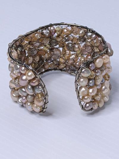 Multi colored freshwater pearls mesh cuff bracelet - Thumbnail 3