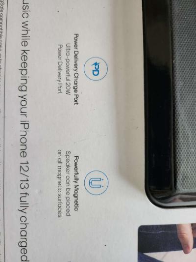 ATOMI Wireless Magnetic Fast Charger With Bluetooth Speaker - Thumbnail 4