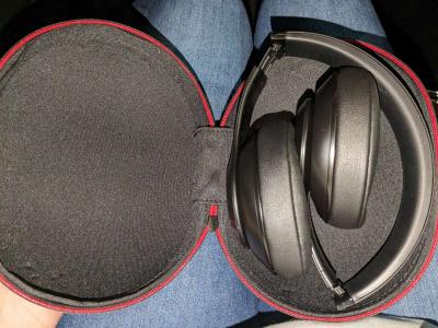 beats studio 3 wireless headphones - Thumbnail 2