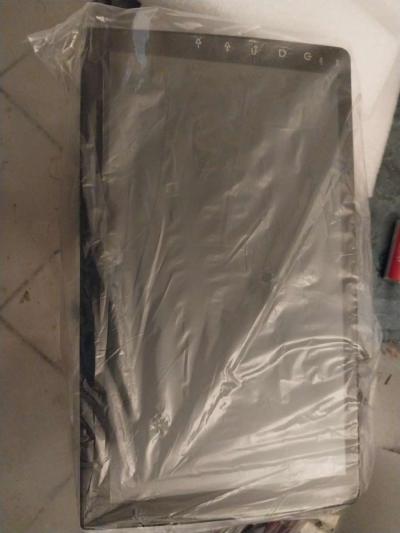 9in touchscreen - Thumbnail 3