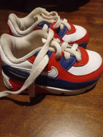 Nike boys shoes - Thumbnail 4