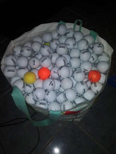 400 plus golf balls - Thumbnail 2