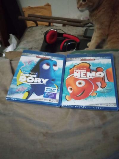 kids DvDs movies still in cases - Thumbnail 2