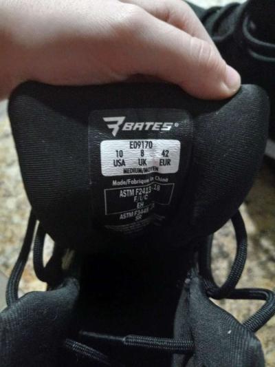 bates black and white shoes - Thumbnail 3