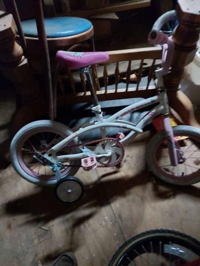 hello Kitty Bike for little one