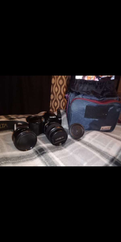 digital camera Minolta ZOOMxi - Thumbnail 3