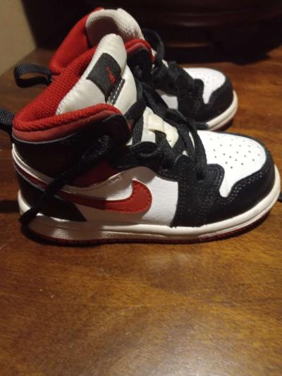 Nike boys shoes - Thumbnail 3