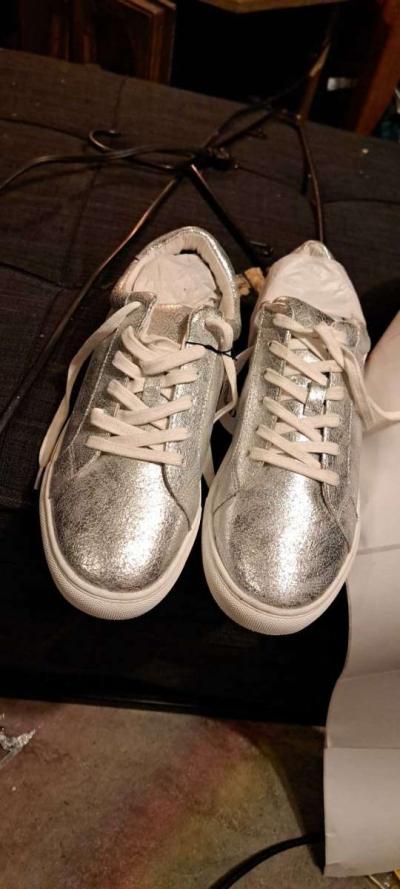 silver shoes by the drop - Thumbnail 2