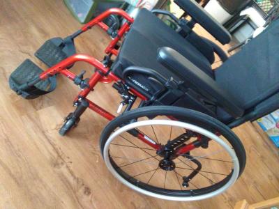 K1 Mobility Manual Wheelchair - Thumbnail 2