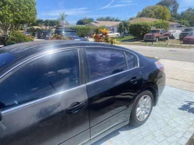 2009 Nissan Altima - Thumbnail 2