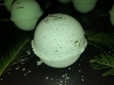 Holiday Bath bombs - Thumbnail 3