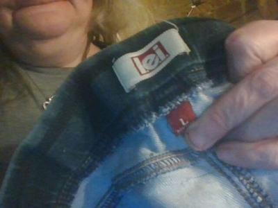 Womens size Large strechy Jean Pants - Thumbnail 2