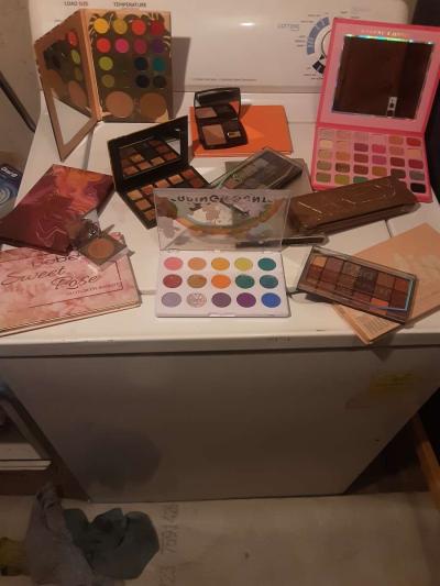 new make up pallette - Thumbnail 2