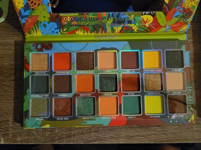 jungle roar make up pallete - Thumbnail 2