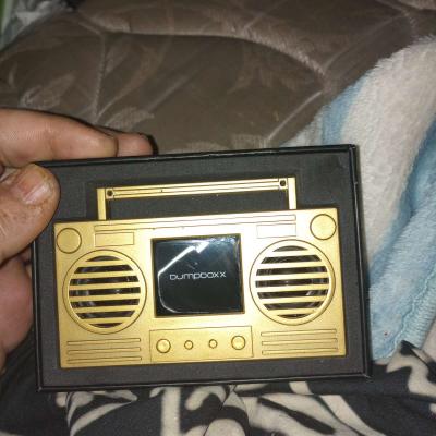 awesome like new Gold MICROBOOM BUMPBOXX - Thumbnail 3
