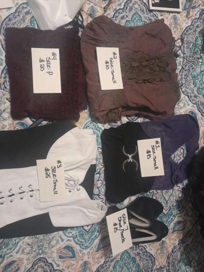 womens clothing prices are on pictures - Thumbnail 2