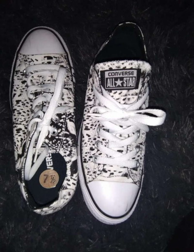 all star converse shoes size 7 and a half - Thumbnail 2