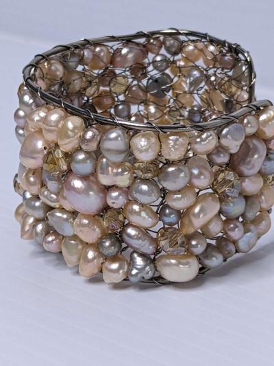 Multi colored freshwater pearls mesh cuff bracelet - Thumbnail 2