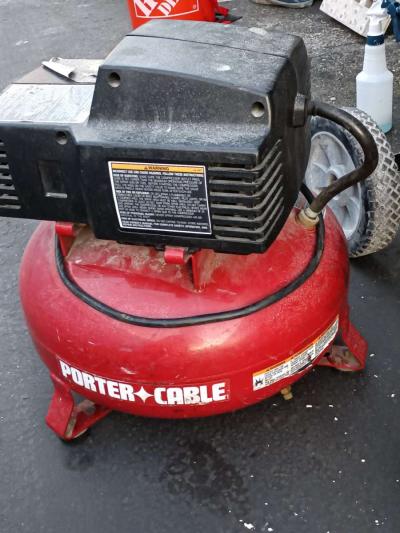 small air compressor - Everett, Washington