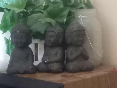 4 Buddah Statues - Thumbnail 2