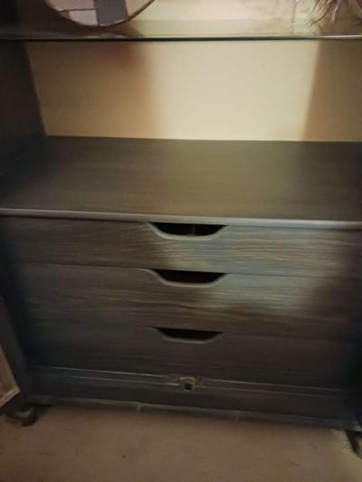 Tomlinson china cabinet - Thumbnail 3