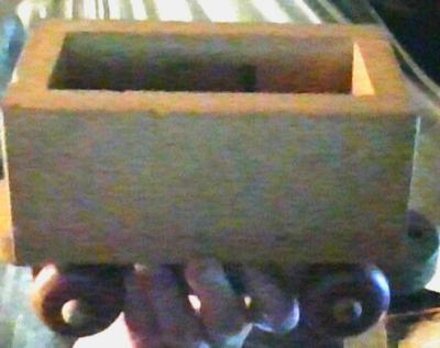Wooden Train Car with movable wheels - Thumbnail 2