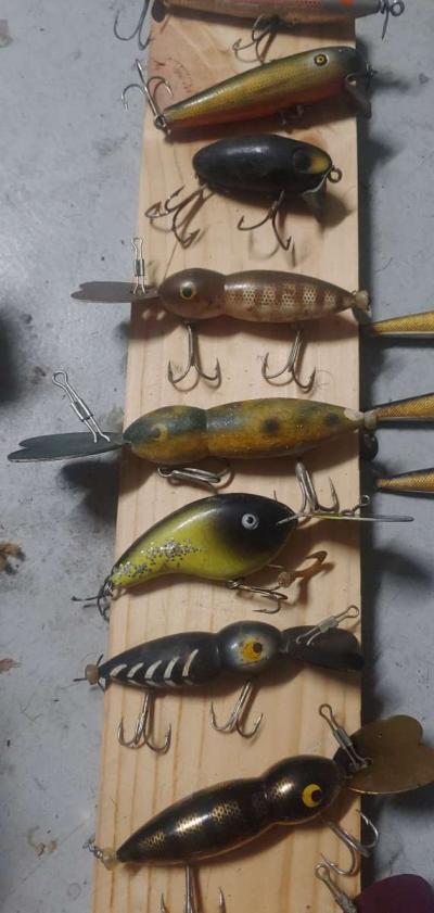 fishing lures lot - Thumbnail 3