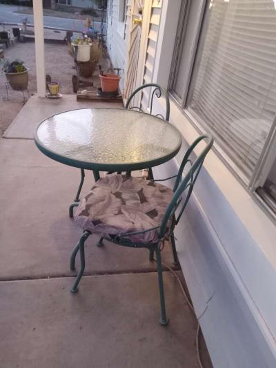 patio set - Thumbnail 2