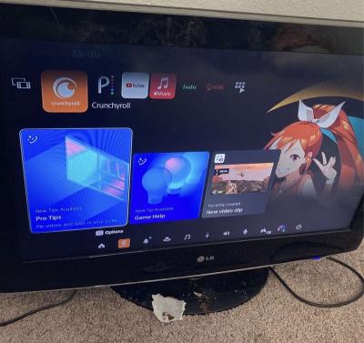 PlayStation 5 - Thumbnail 3