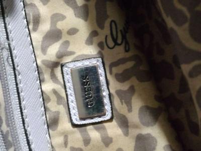 GUESS PURSE WITH SHOULDER STRAP - Thumbnail 2