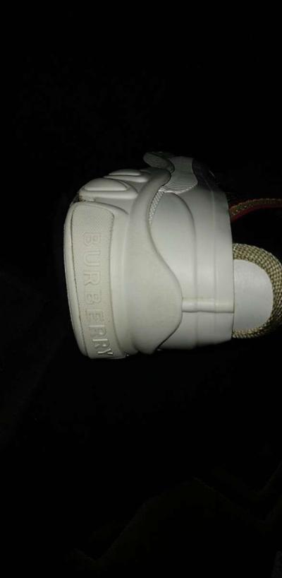 burberry - Thumbnail 2