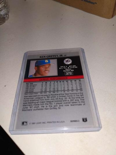 1991 leaf Ken Griffey Jr - Thumbnail 2