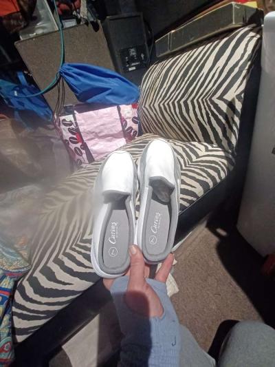 SlipOn Tennie Shoes - Thumbnail 3