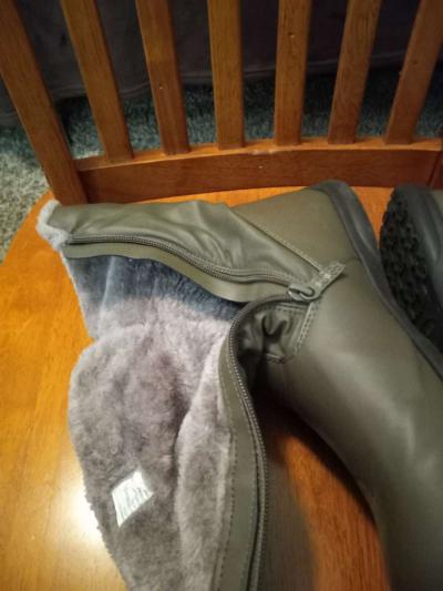 winter Boots - Thumbnail 2