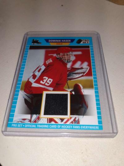 2021 pro set Dominic Hasek relic card - Thumbnail 1