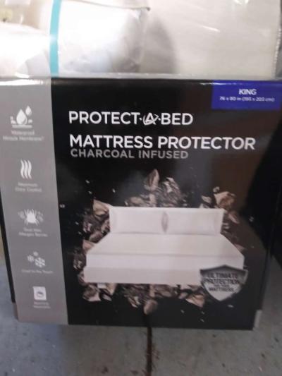 BRAND NEW KING MATTRESS BUNDLE - Thumbnail 6