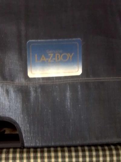 lazyboy sofa bed - Thumbnail 2