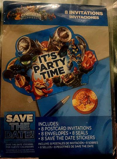Skylander Kid Party Set Read Description - Thumbnail 2